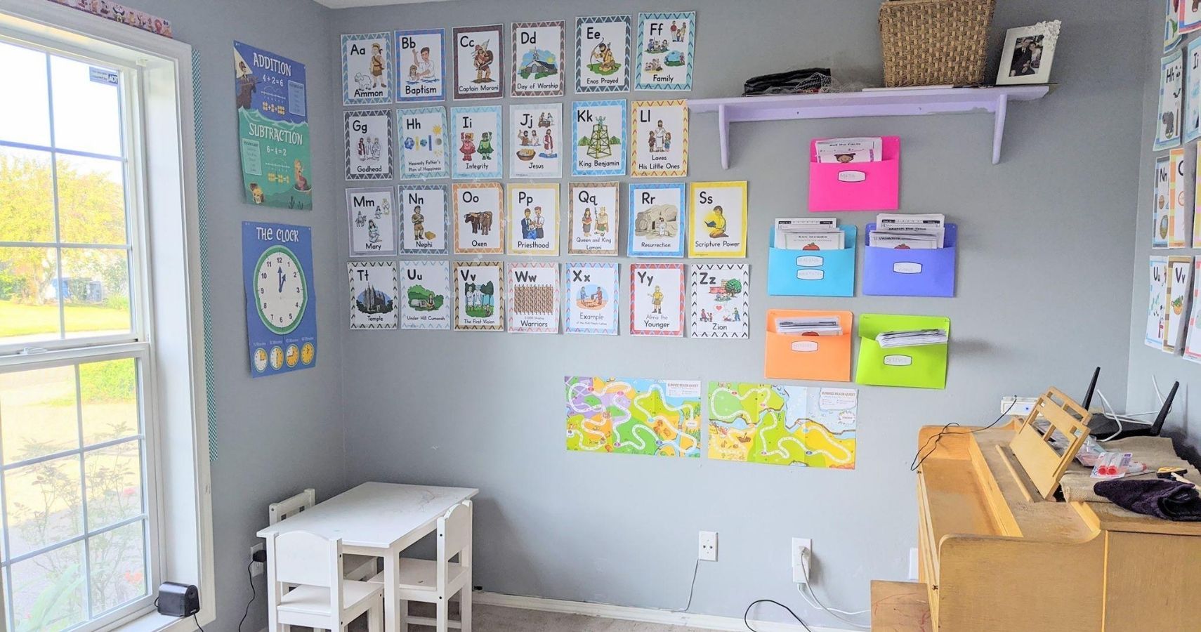 How One Mom Set Up A Classroom At Home For Her Preschooler
